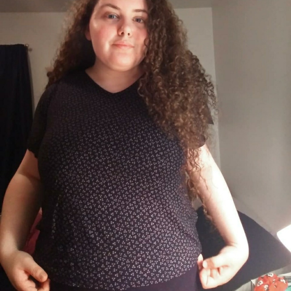 Navy blue patterened Top